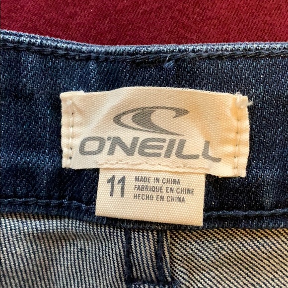 Shorts - Picture 3 of 3